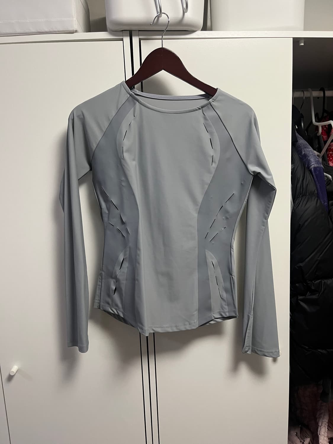 오호스 film slit stretch top 상품이미지3
