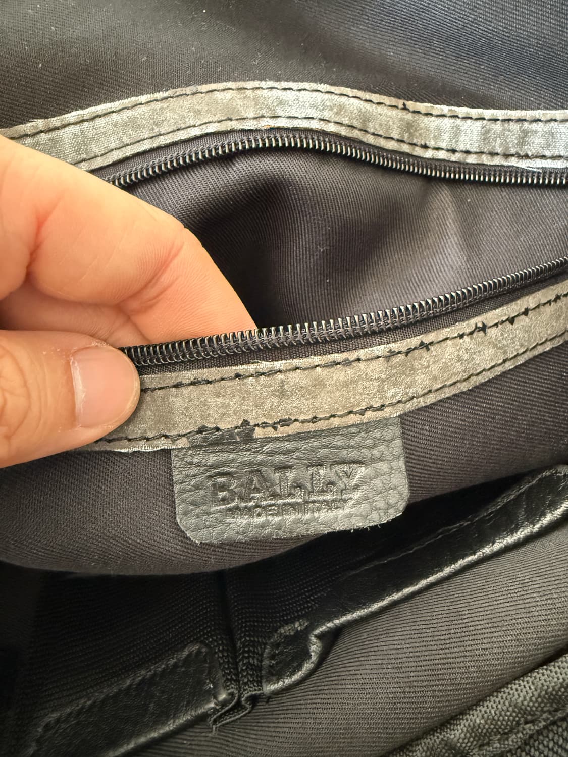 발리(BALLY) 레더 브리프케이스백(ITALY) 상품이미지9