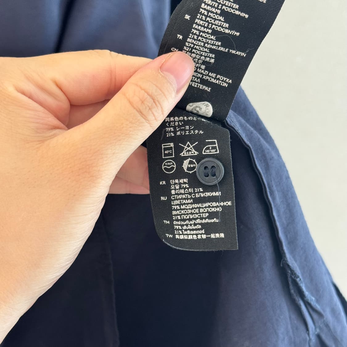 Cos 네이비 블라우스 상품이미지5