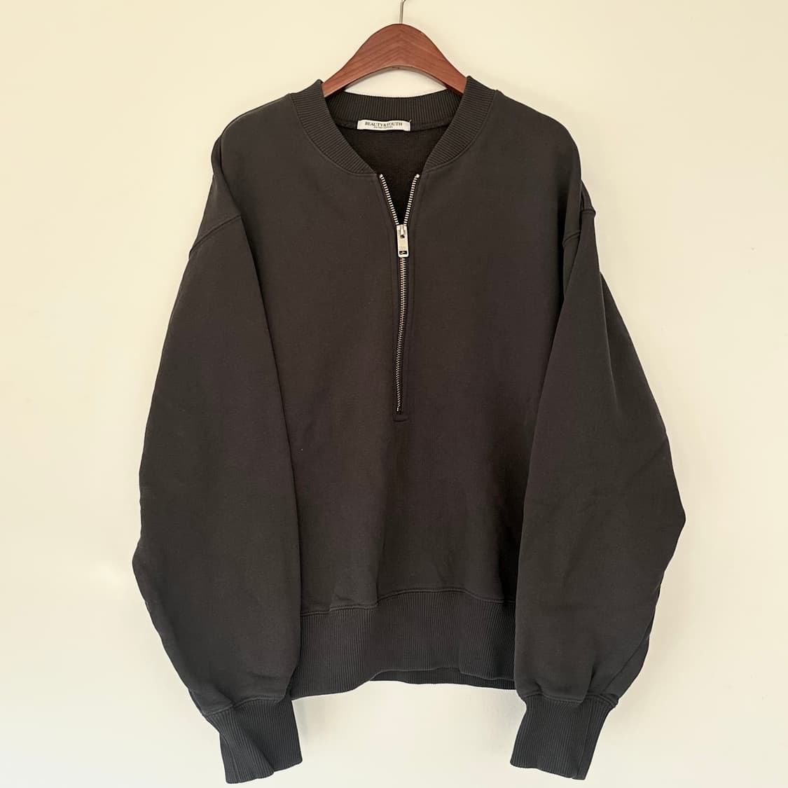 united arrows 유나이티드 애로즈 그레이 집업 스웻 상품이미지2