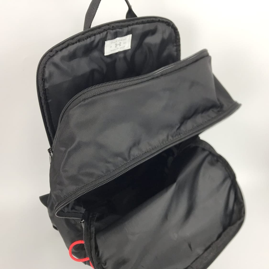 언더아머 에센셜 여성 백팩 가방 상품이미지6