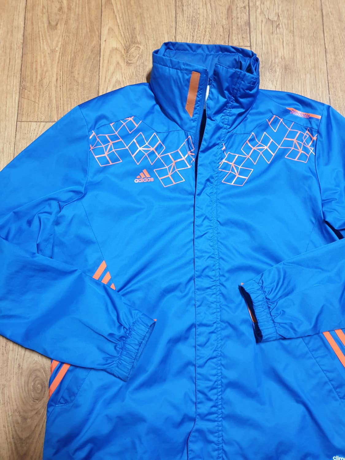 1189 아디다스 운동복 바람막이 95 사이즈입니다 상품이미지4