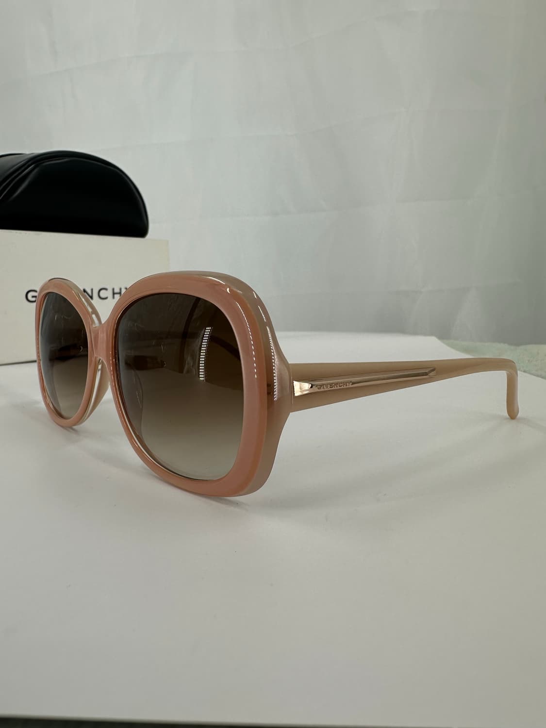 [새상품 무료배송] 정품 지방시 Made in Italy 선글라스 상품이미지1