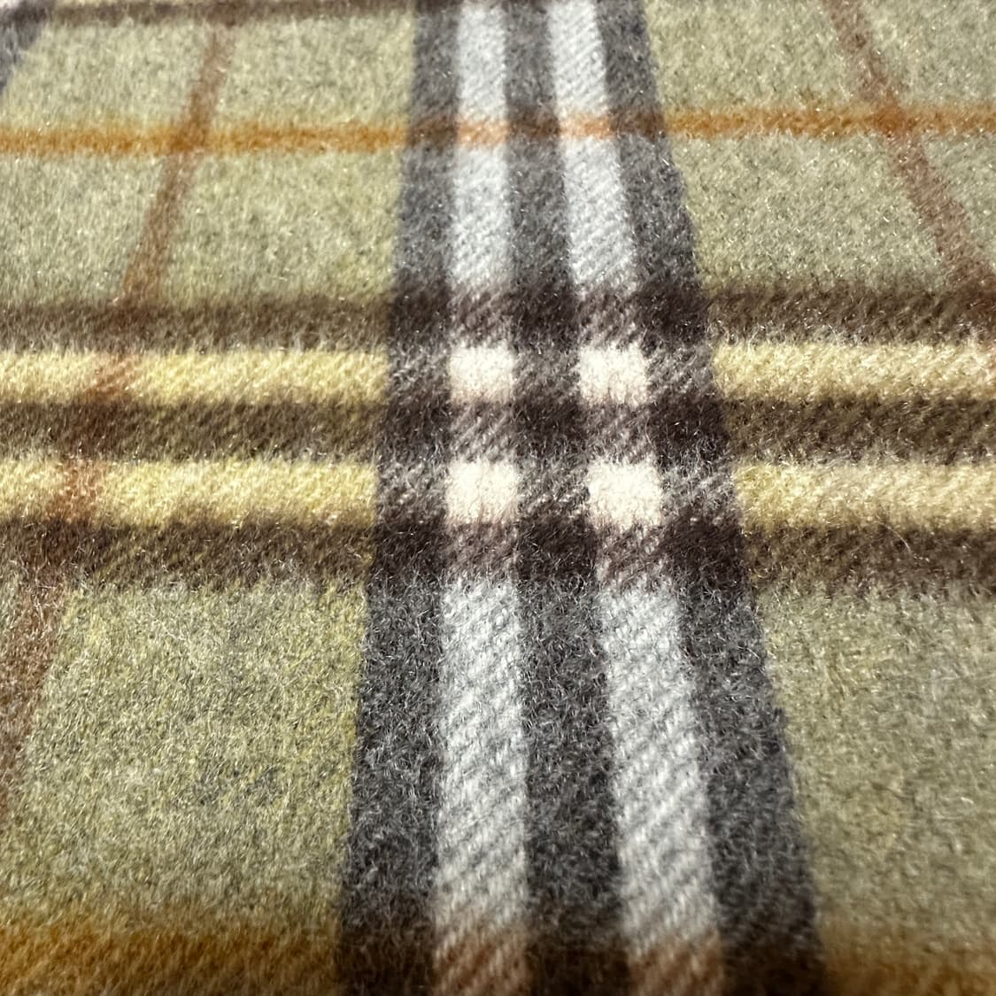 BURBERRYS cashmere 50% wool 50% muffler 상품이미지3