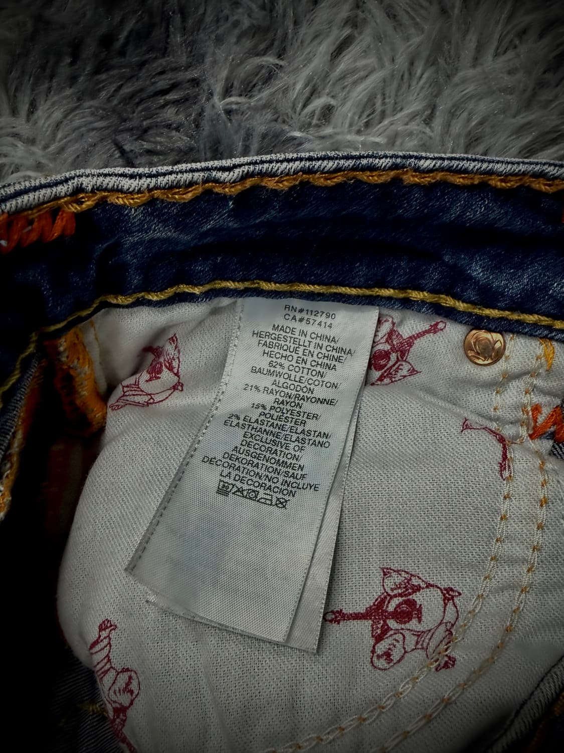 True Religion 오렌지 스티치 데님 숏팬츠 상품이미지10