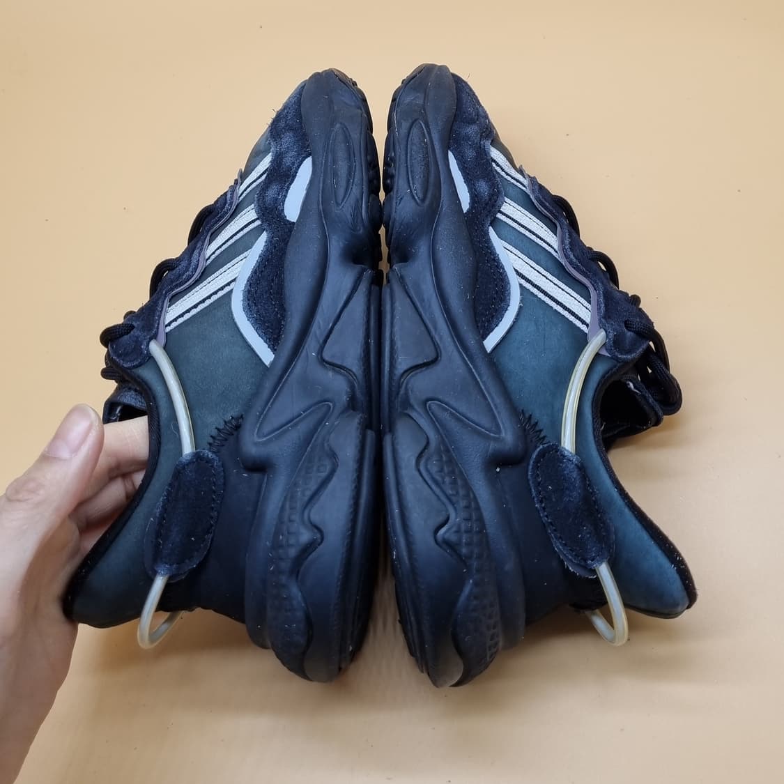 아디다스 오즈위고 코어블랙 여성운동화230  상품이미지5