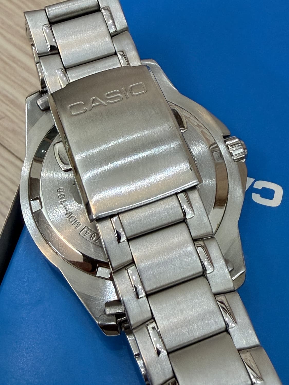 카시오 빈티지 극미품 은새치 MDV-100D-1AFJ 흑새치 다이버 상품이미지8