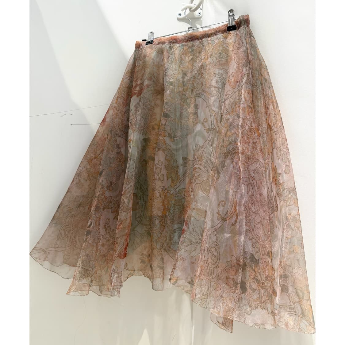 오로라 빛 레이스 스커트 상품이미지2