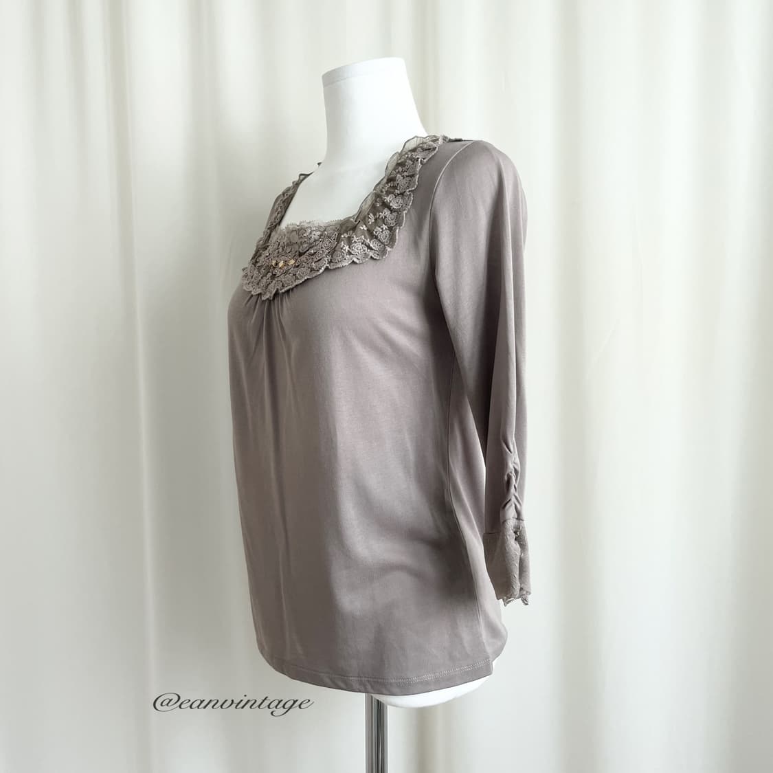 Axes Femme mute brown lace top 상품이미지4