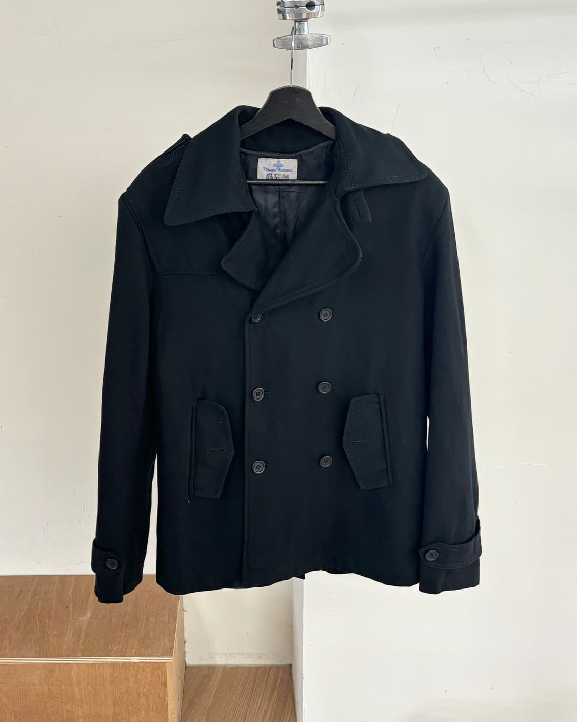 비비안 웨스트우드 블랙 하프 울 코트 상품이미지1