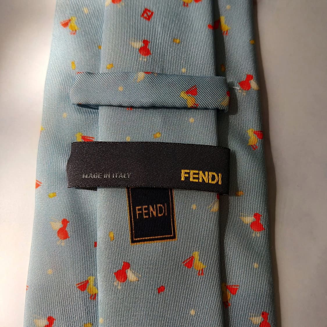 펜디 실크 스카이블루 펠리컨 패턴 넥타이 9cm A+등급 E794
 상품이미지9