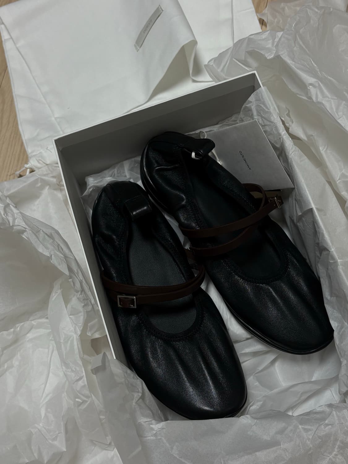[235-245] amomento Vibram Shirring Flats 상품이미지5