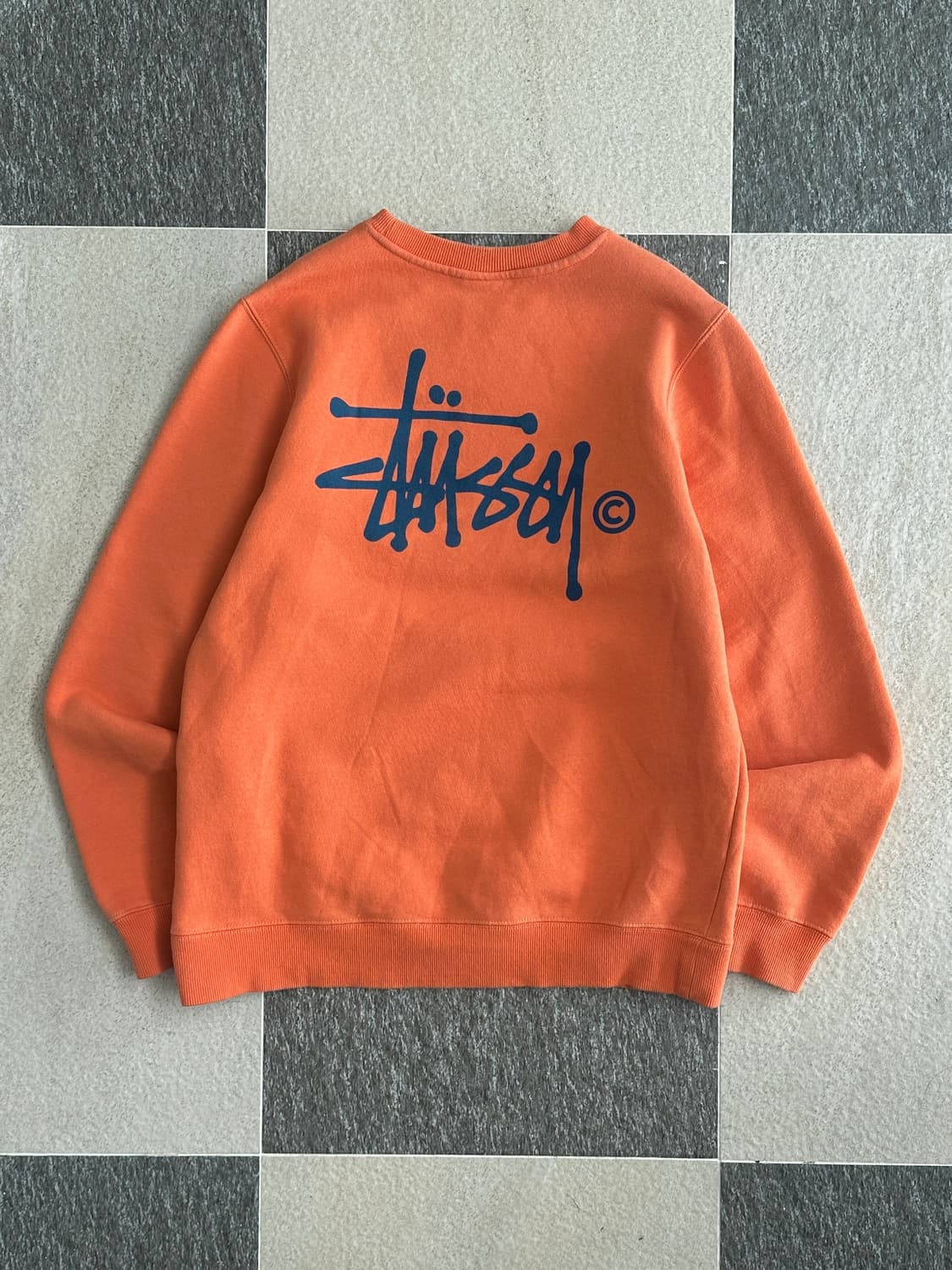 스투시 오렌지 베이직 맨투맨  상품이미지1