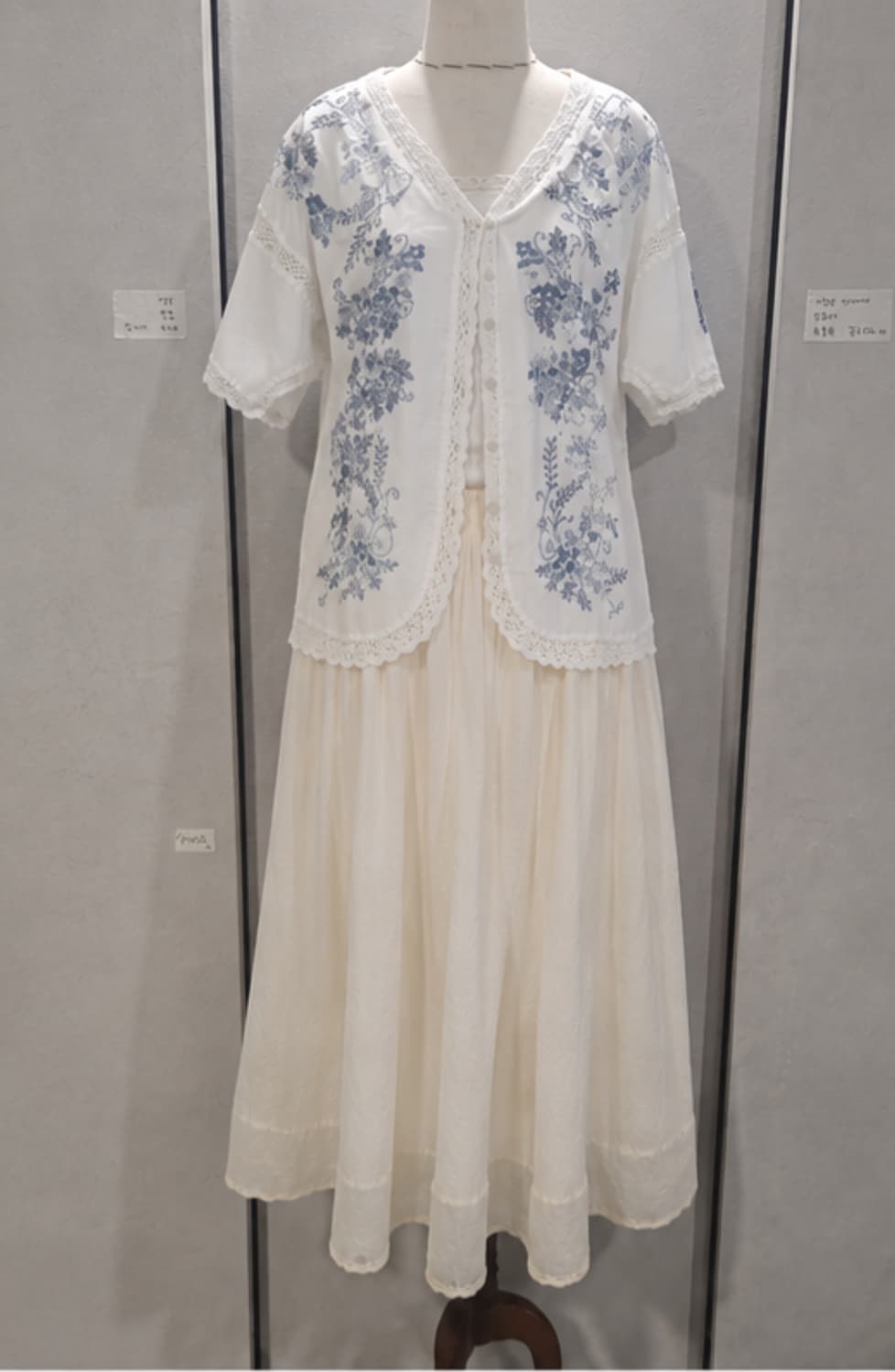 [HAND KNIT] 세오리아 핸드메이드 자수 블라우스 (LL) 상품이미지6