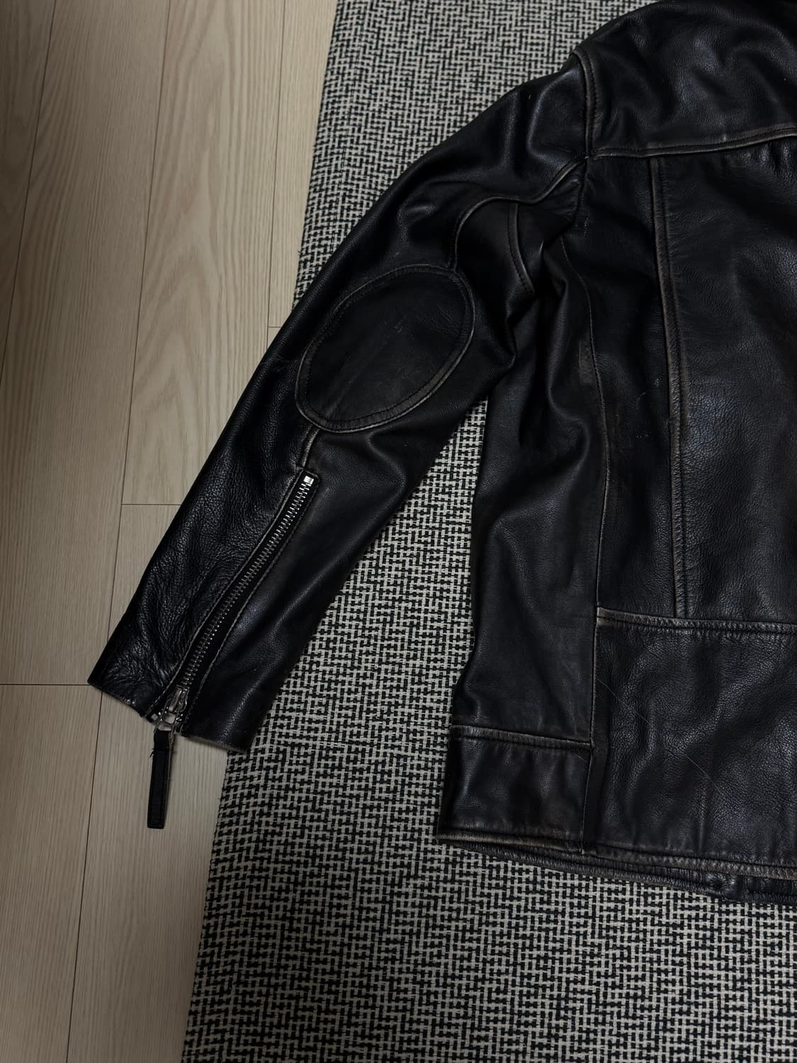 Zara 레더 자켓 상품이미지3