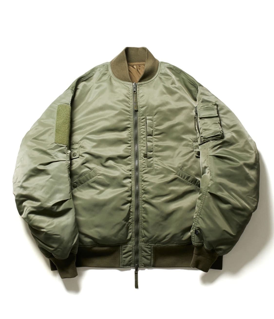 다이와피어39 테크 리버서블 MA-1 세이지 그린 L 상품이미지1