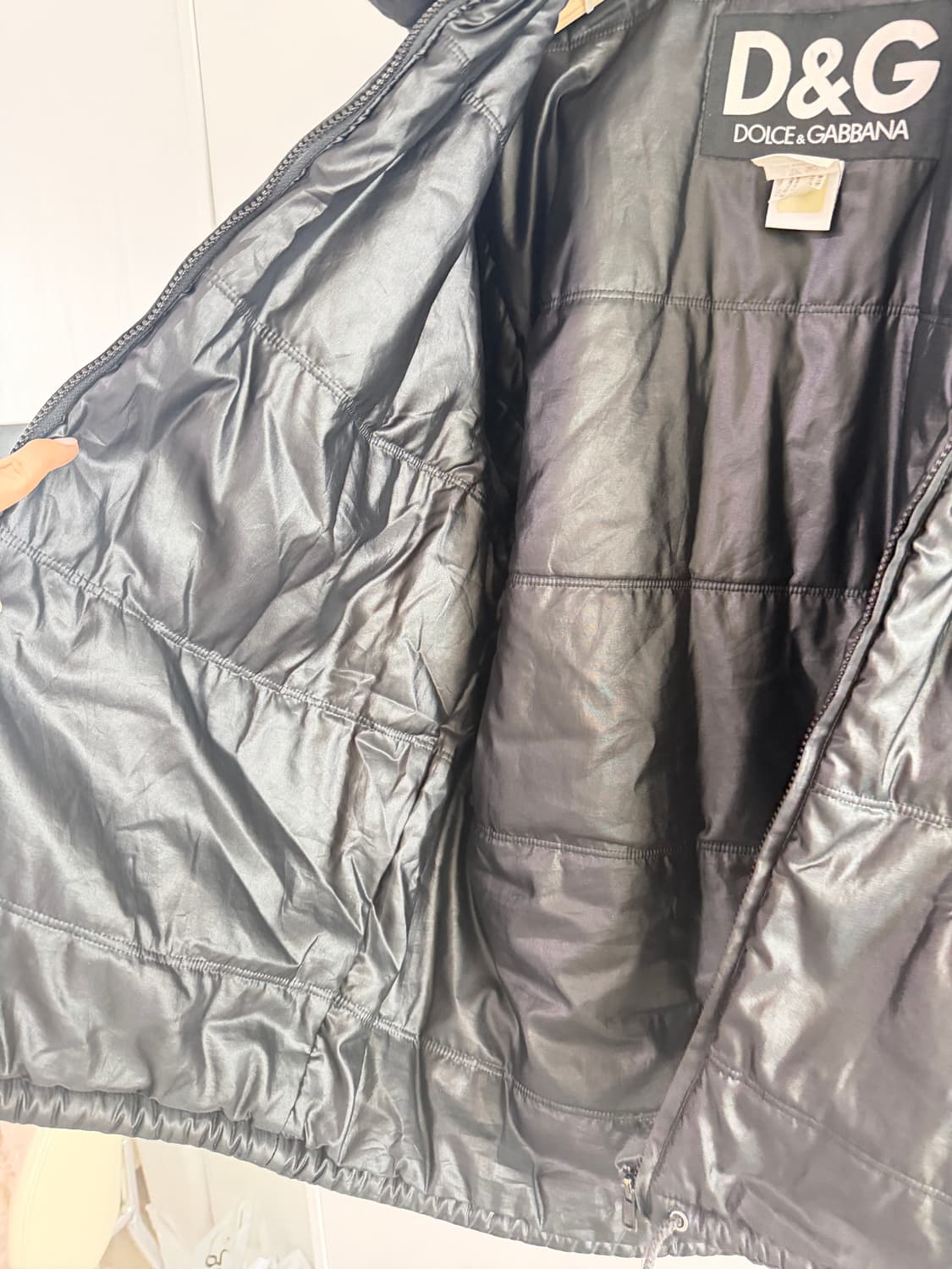 돌체앤가바나 블랙패딩 상품이미지3