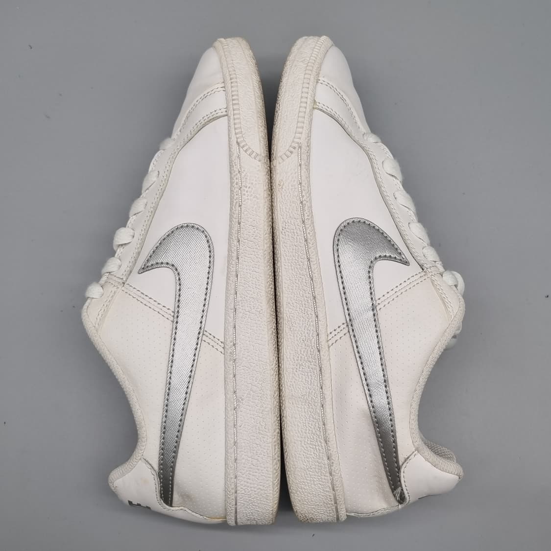 나이키 코트 로얄 화이트 여성스니커즈240 상품이미지5