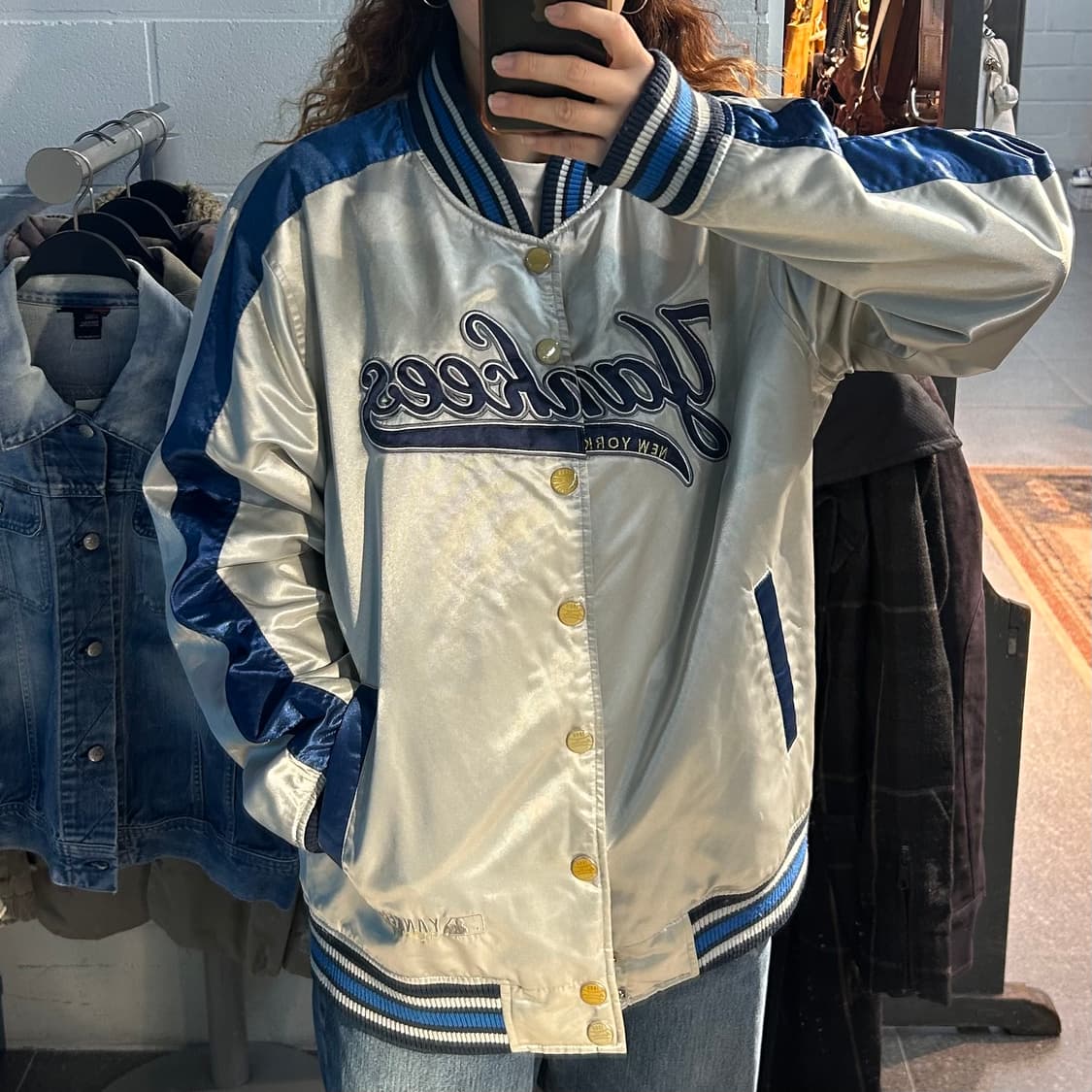 MLB New York Yankees Silver Jacket 상품이미지8