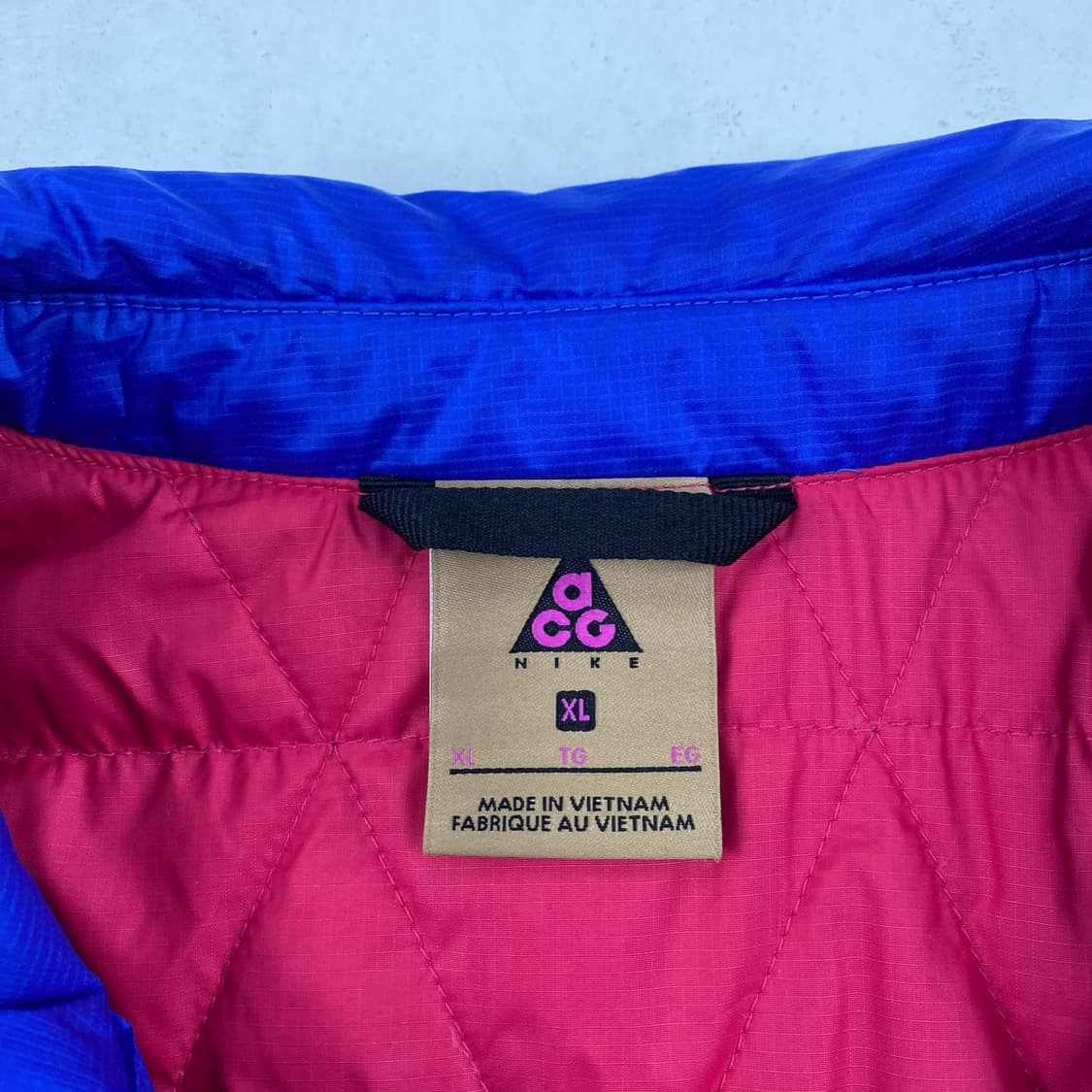 나이키 acg 블루 자수 로고 프리마로프트 점퍼 (105) 상품이미지8