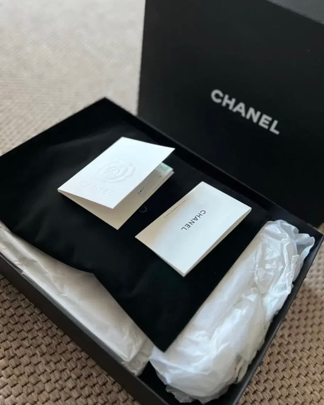 CHANEL 샤넬 체인 플랩 폰 홀더 블랙 상품이미지9