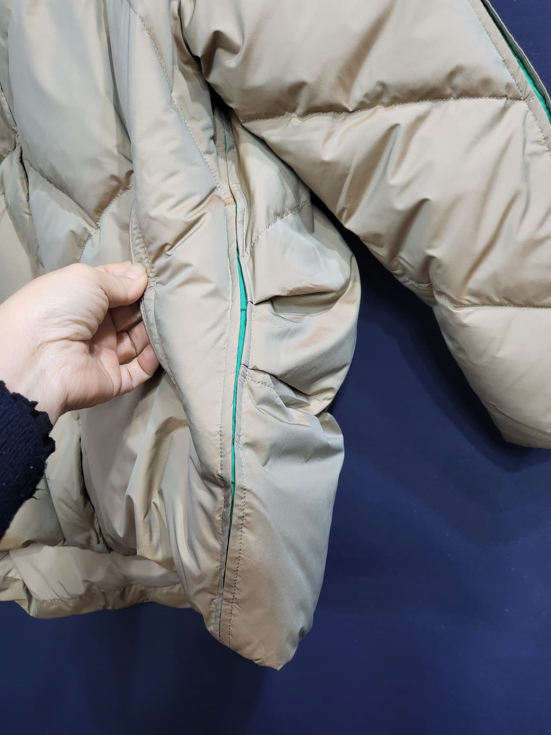 구스다운 후드패딩 상품이미지5