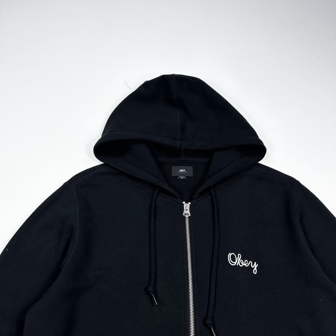 오베이 이니셜 로고 블랙 후드집업 (M) 상품이미지1