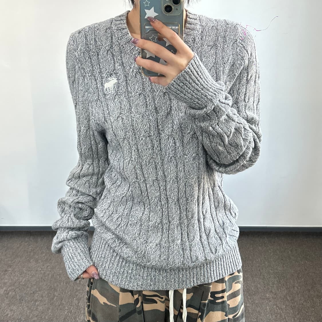 Abercrombie 아베크롬비 화이트 로고 멜란지 케이블 니트 상품이미지2