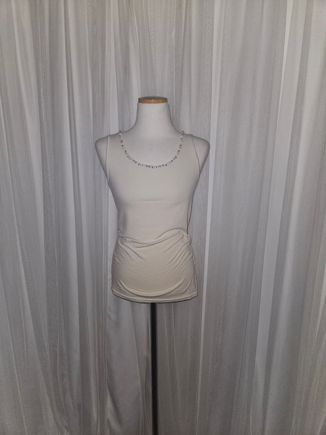 majestic legon 비즈 포인트 나시 상품이미지2