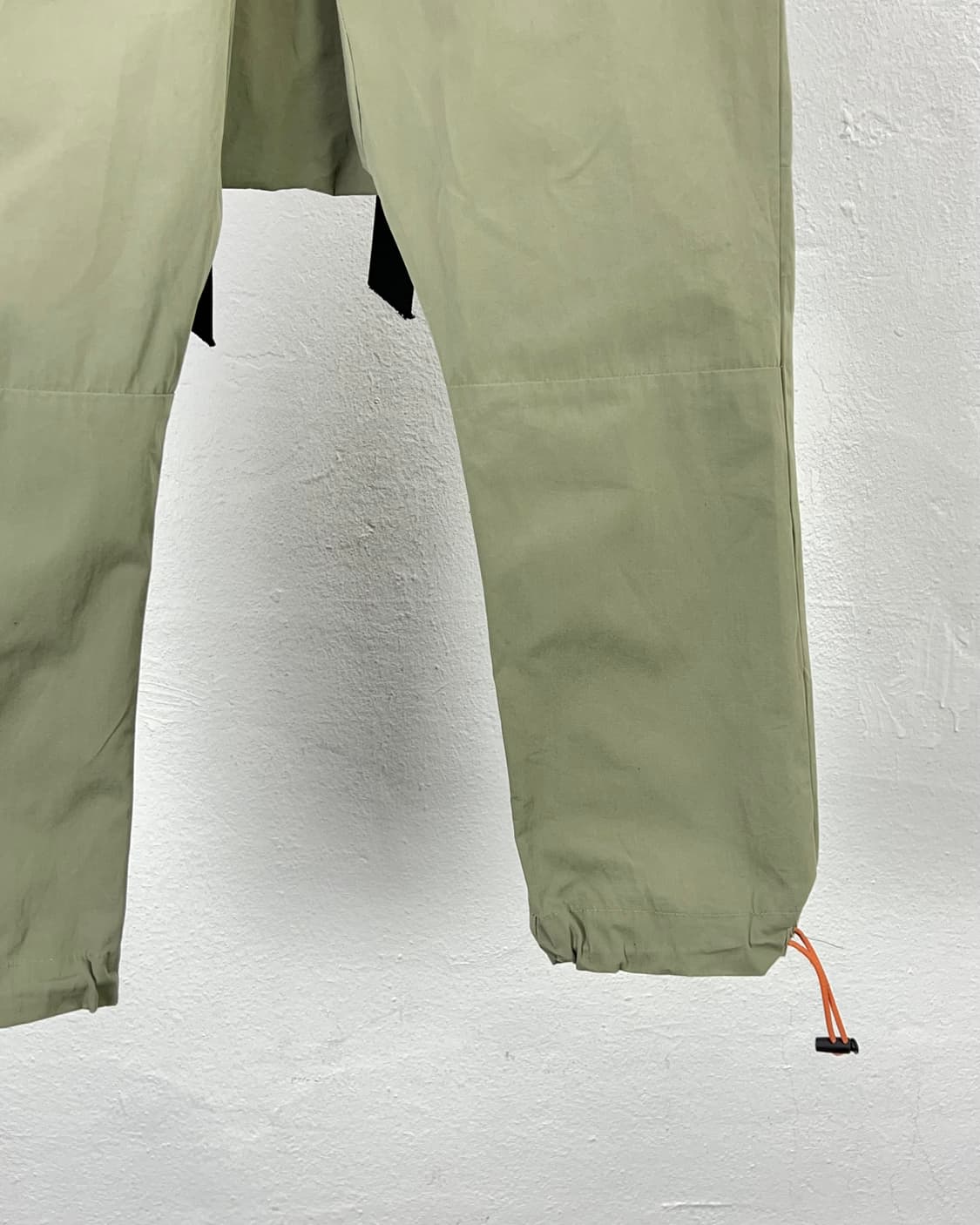 언래블 프로젝트 19ss 웨빙 드로코드 테이핑 카고 팬츠 상품이미지5