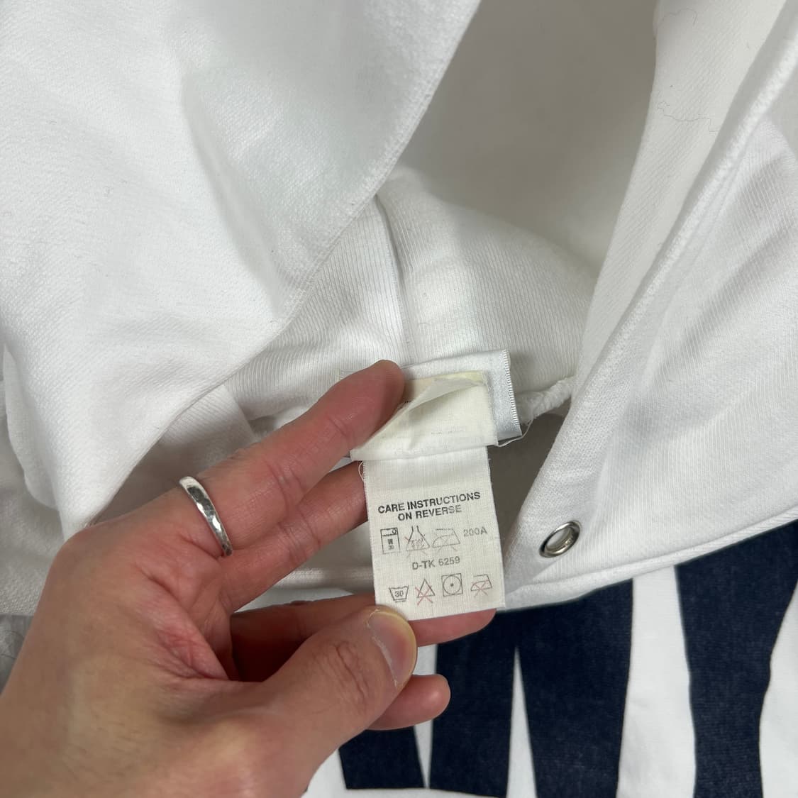 90‘s 도나카란뉴욕 dkny jeans 스펠아웃 후드티 상품이미지7