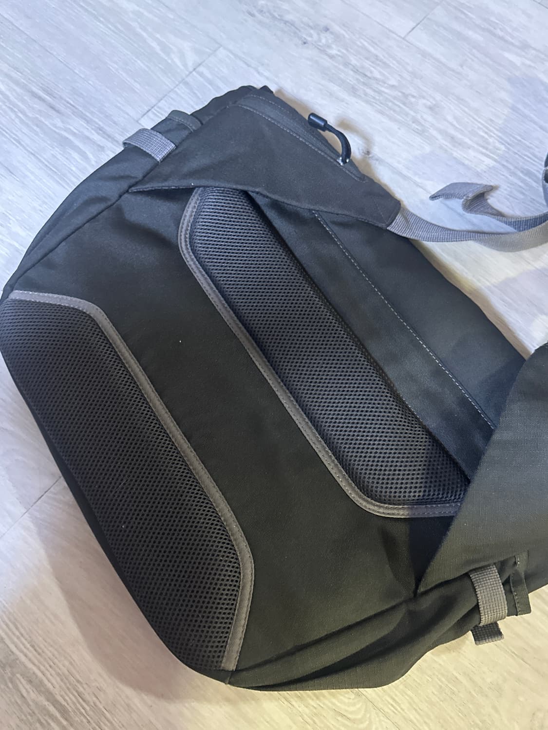 유니클로 코듀라 메신저 백 카키 상품이미지4