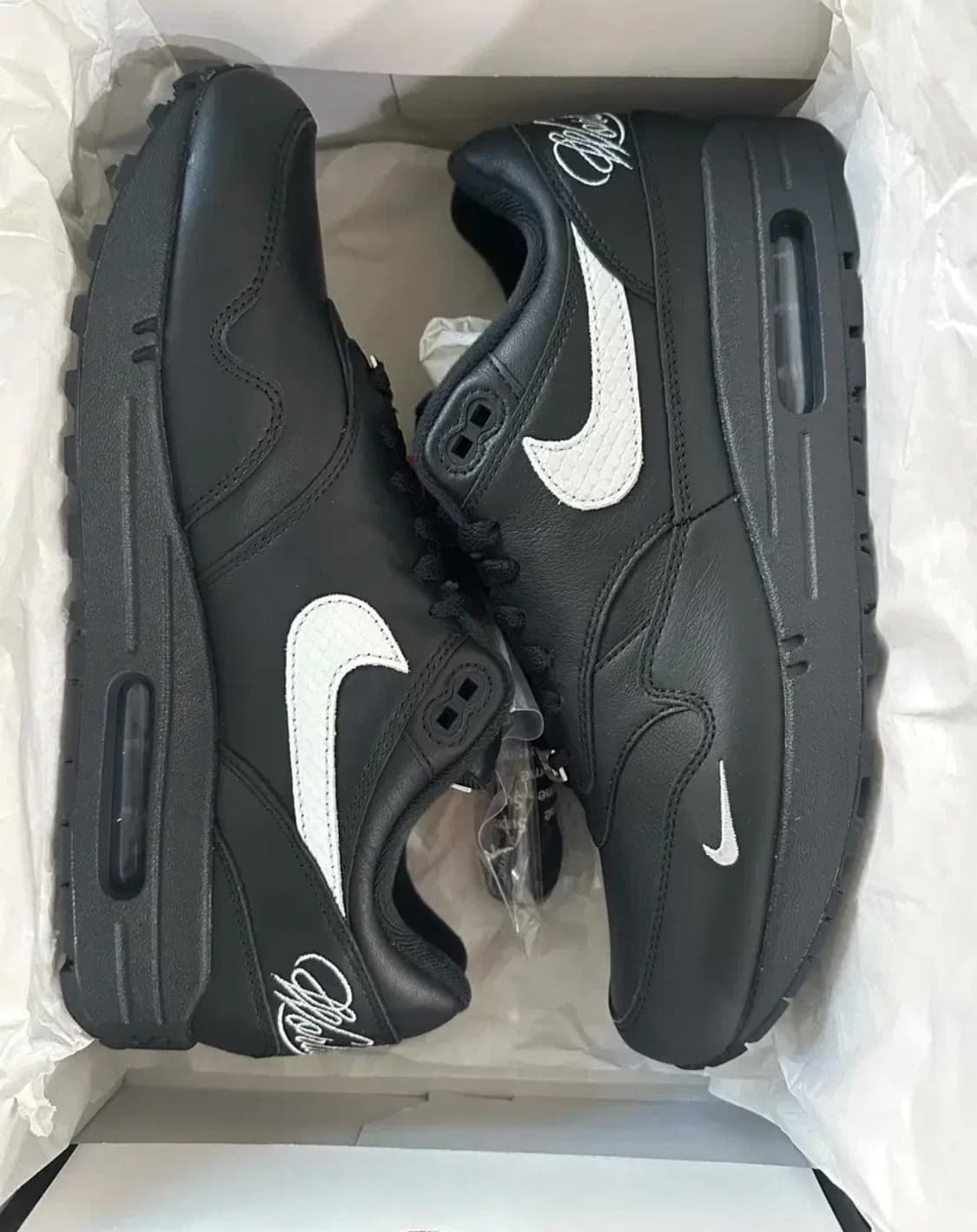 슈프림 에어맥스1 블랙 275 상품이미지5