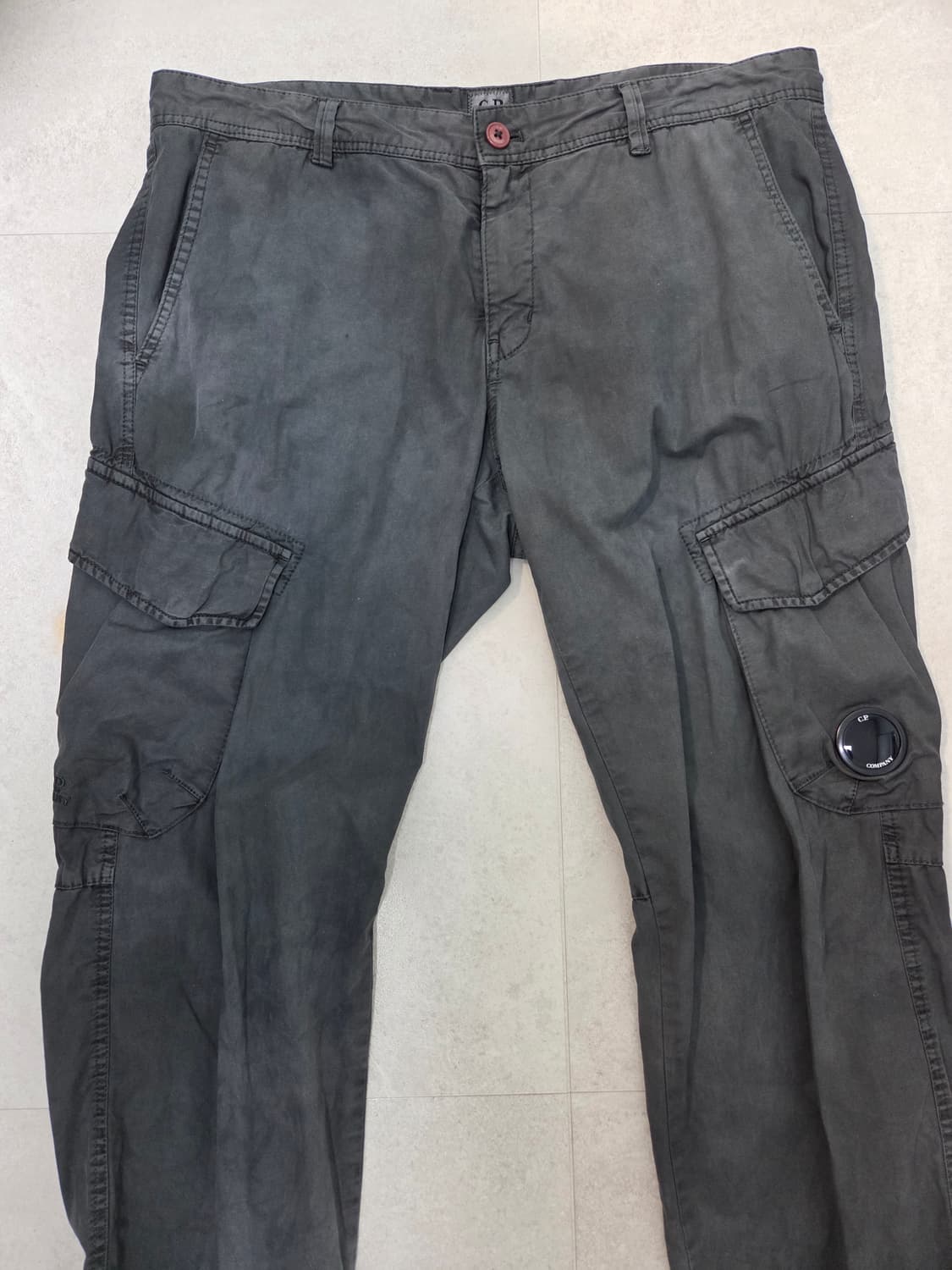 C.P. Company 카본 블랙 카고 팬츠 상품이미지1