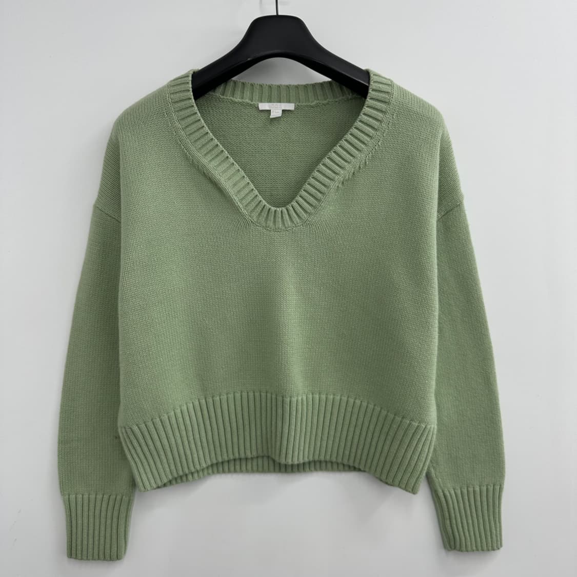 90 COS 코스 여자 루즈핏 브이넥 울 알파카 니트 상품이미지1