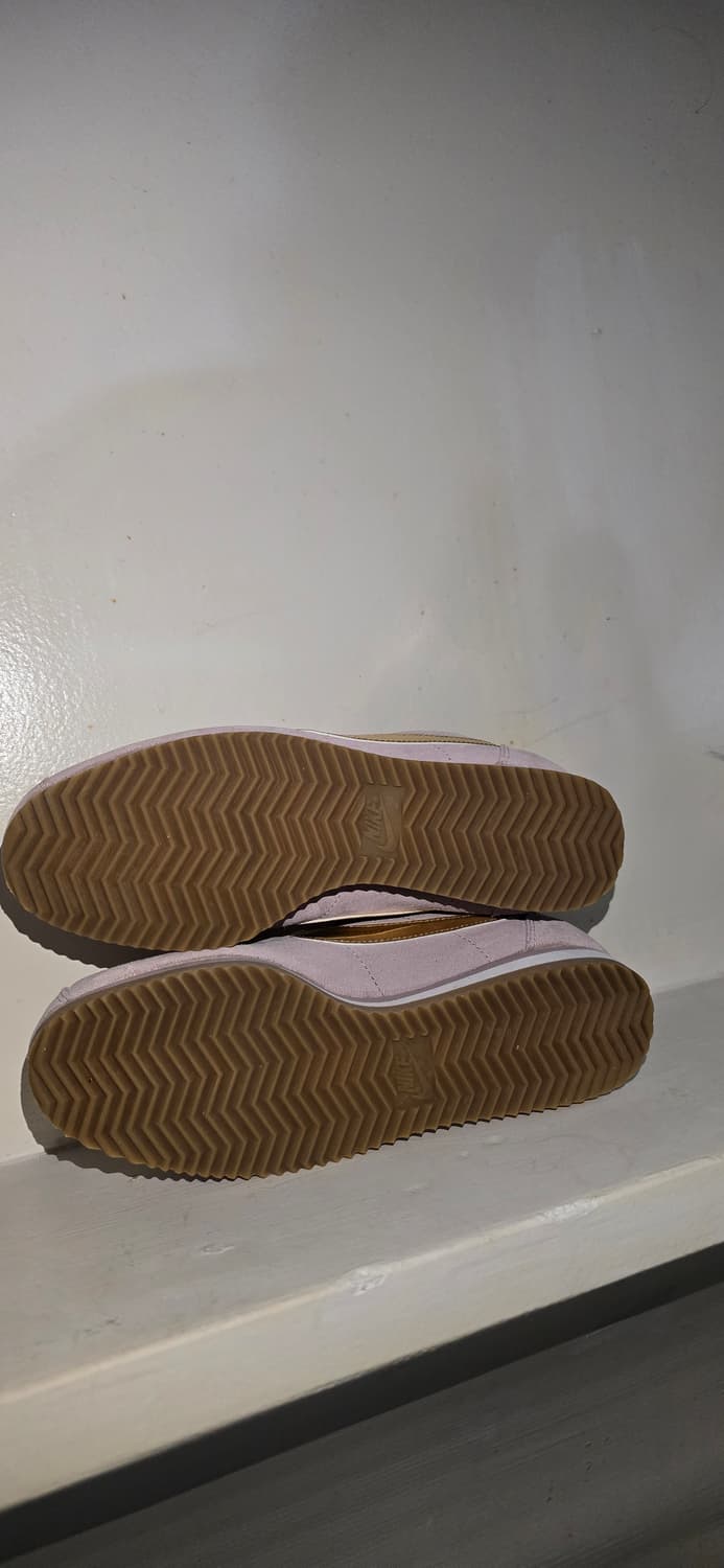 나이키 240 상품이미지5