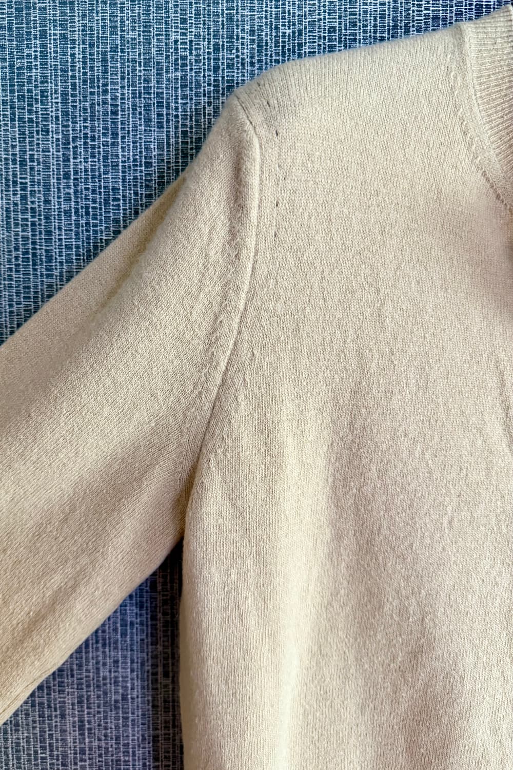 보카바카 VOCAVACA 스마일리 울 캐시미어 혼방 베이지 니트 가디건 상품이미지3