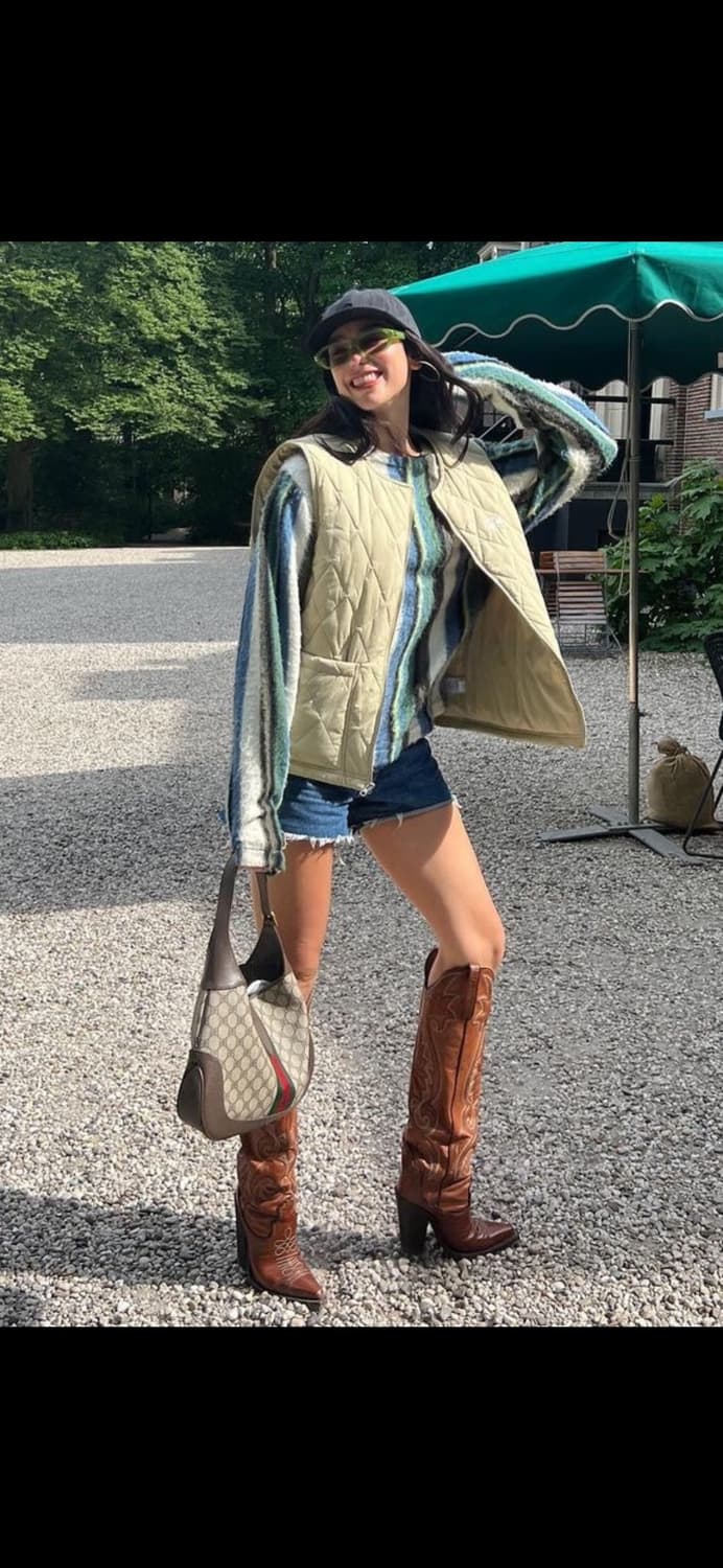 스투시 버티칼 스트라이프 크루넥 니트 상품이미지3