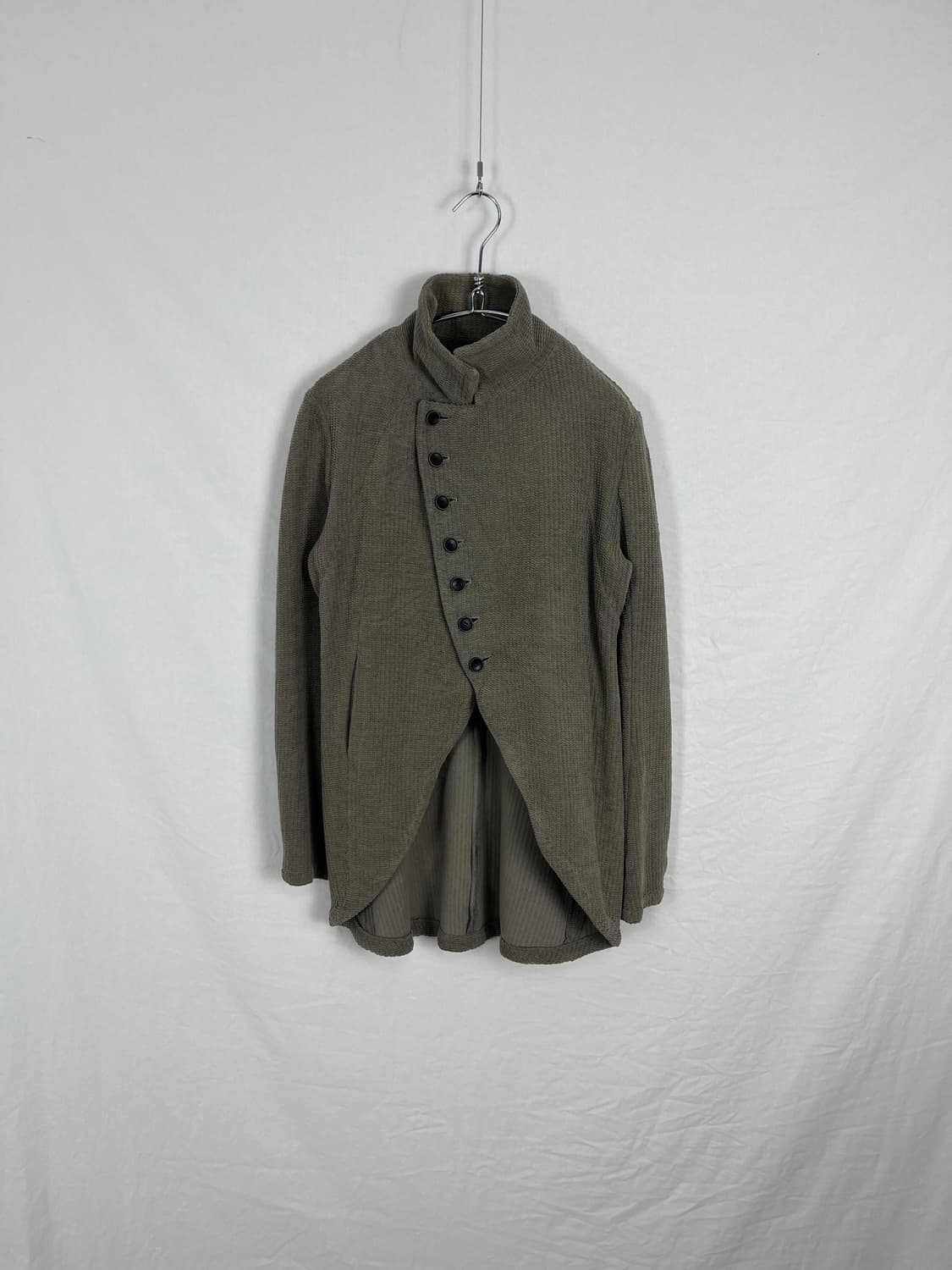 Bajra 비대칭 와이어 카라 와플 코튼 자켓 상품이미지4