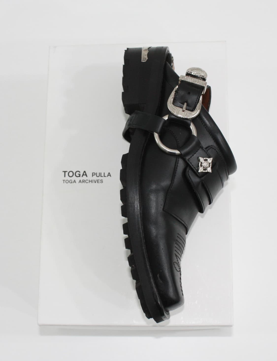 toga pulla buckle mule 상품이미지1