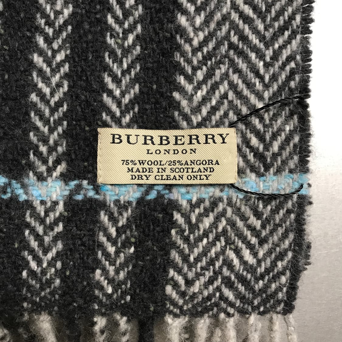 버버리 정품 울/앙고라 머플러 그레이 상품이미지3
