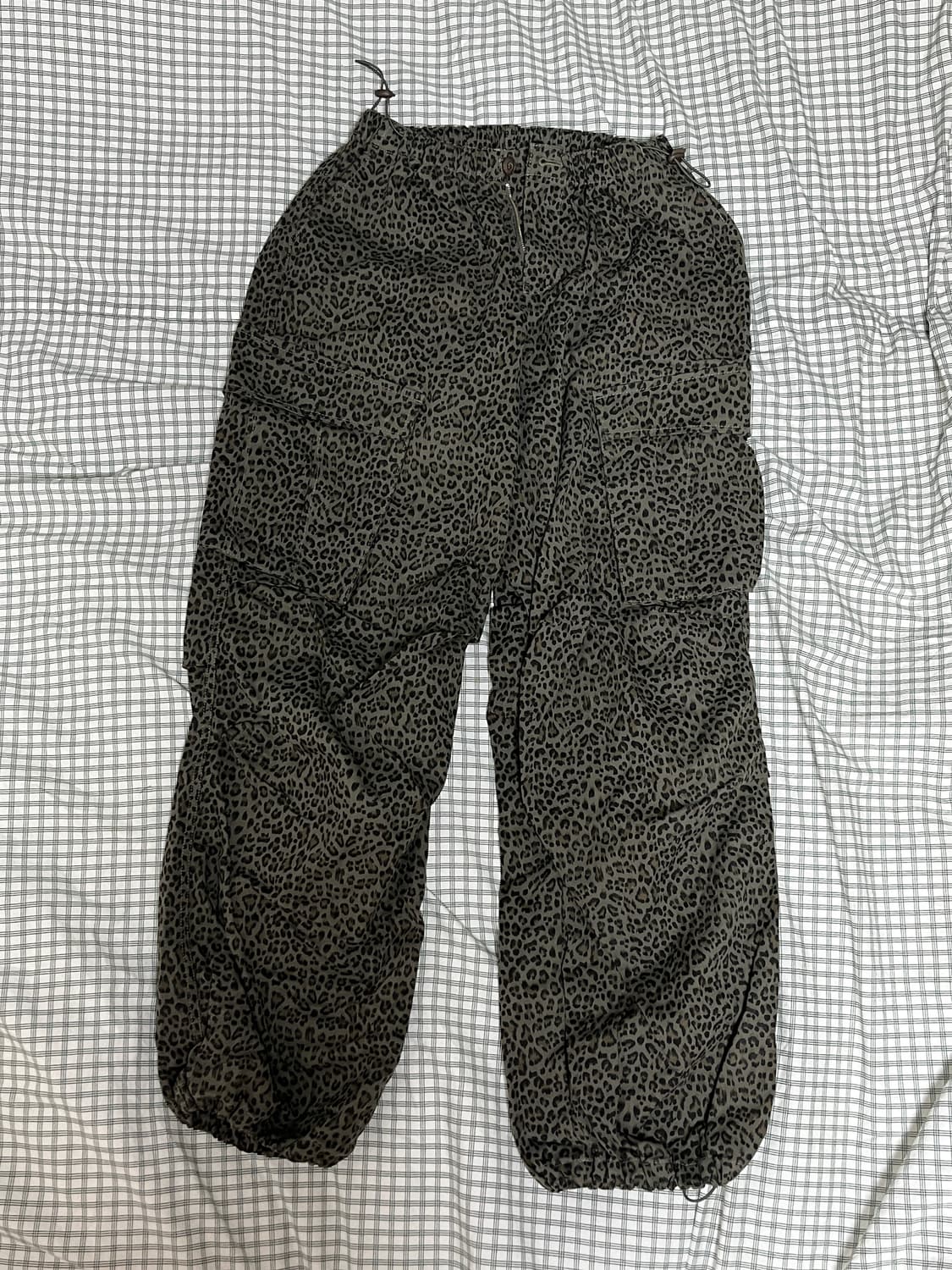 애즈이프 캘리 파라슈트 카고팬츠 레오파드 상품이미지2