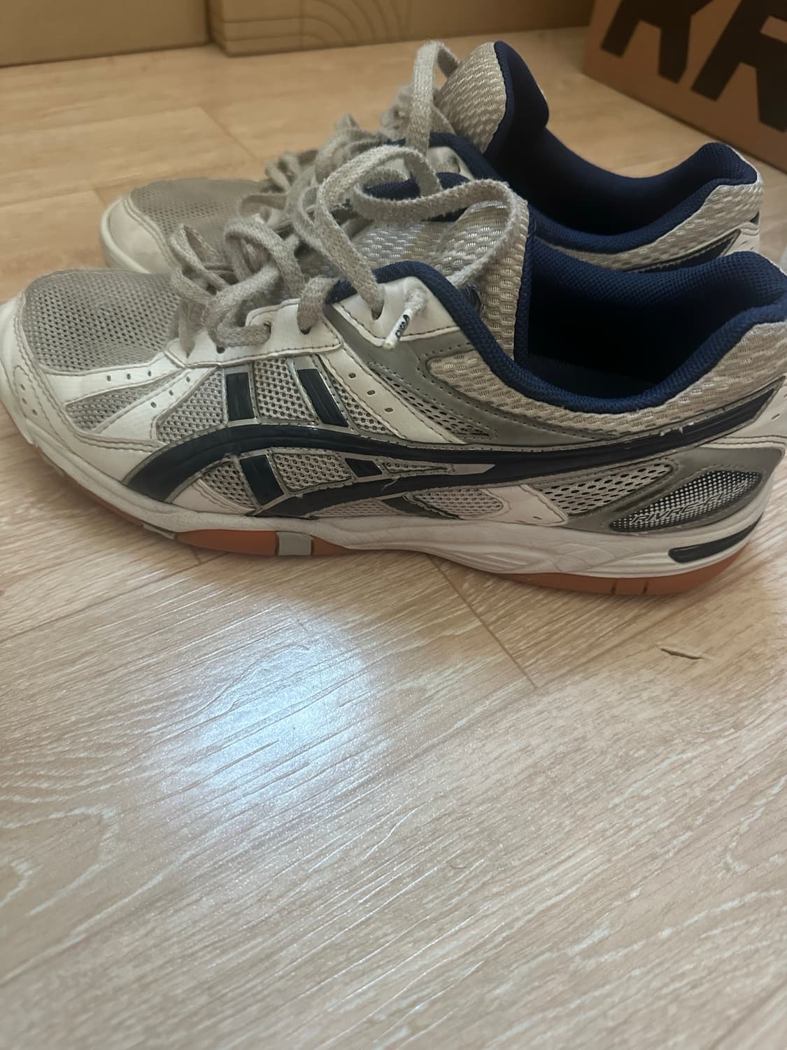 아식스 배구화 로테리브레 상품이미지1