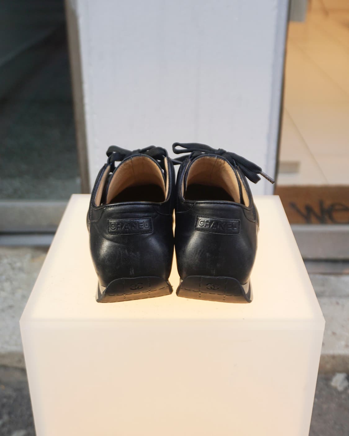 CHANEL leather lace-up sneakers 상품이미지6