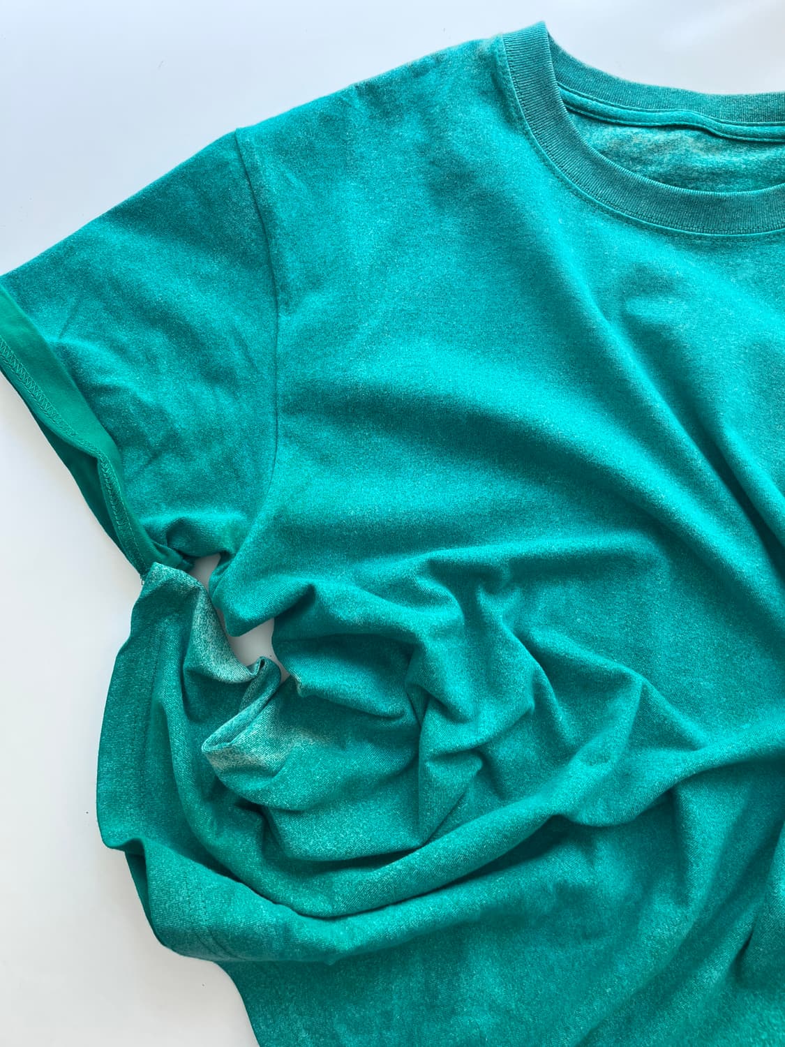 HAND-FADED GREEN T-SHIRT 상품이미지1