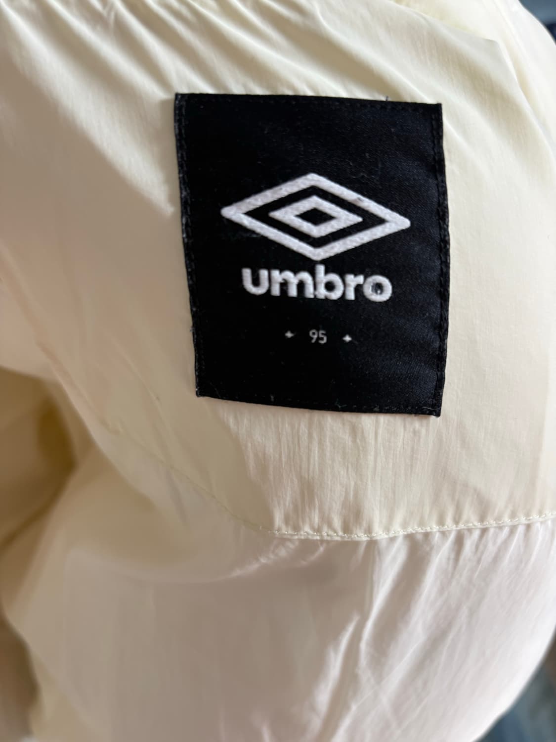 엄브로 아이보리 오리털 패딩 점퍼 95(M) 상품이미지3