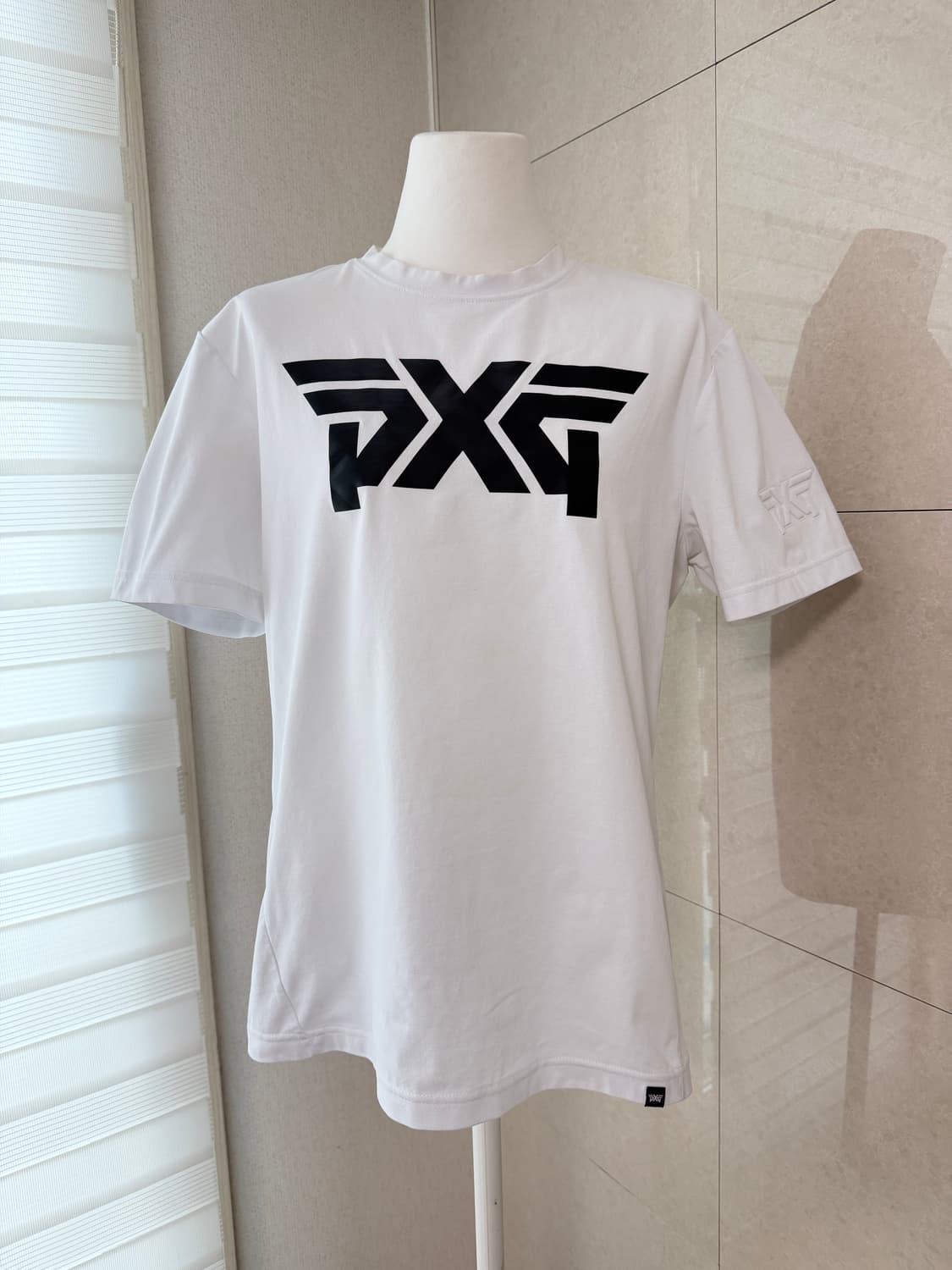 PXG 화이트 반팔 티셔츠 M 상품이미지1