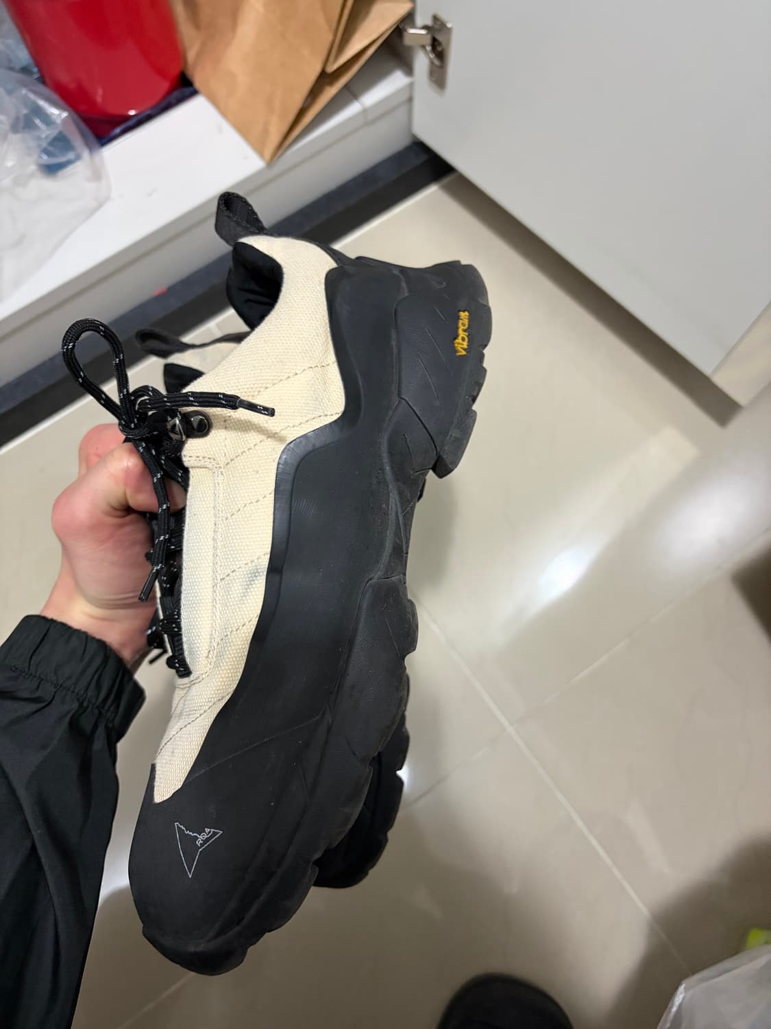 로아 카타리나 43 사이즈 샌드 상품이미지1