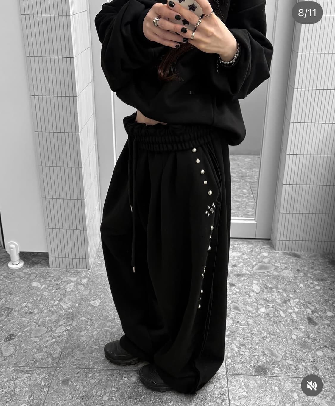 홀리넘버세븐 원턱스트링팬츠 블랙 상품이미지1