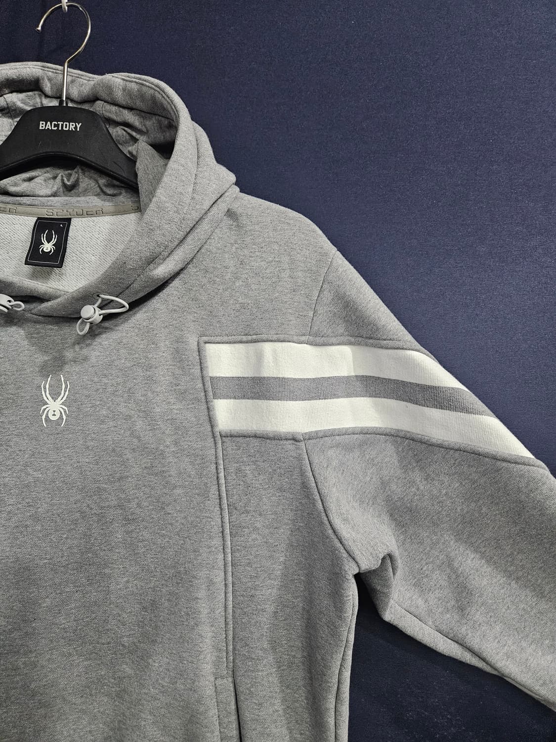 스파이더 그레이컬러 남성 100 포켓 후드티  상품이미지4